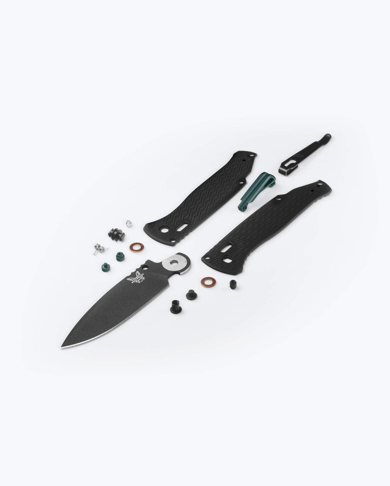 Benchmade Bugout Vapyr AXIS Lock Knife Black Al (3.25" Black MagnaCut) 534BK